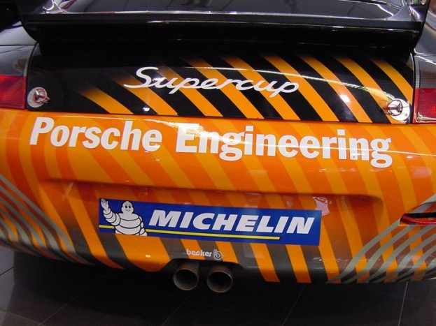 Szabó Gergő és Talmácsi Gábor ül a VIP Porschéban