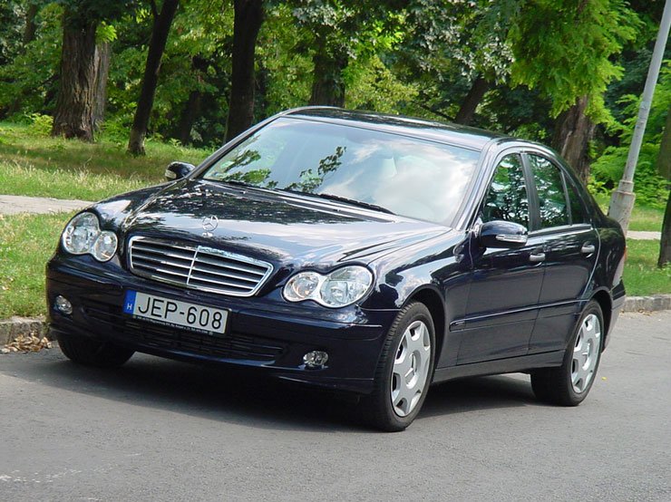 Teszt: Mercedes-Benz C 200 CDI – Csak fiatalosan! 16