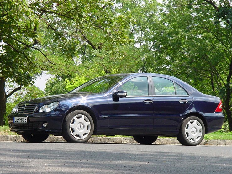 Teszt: Mercedes-Benz C 200 CDI – Csak fiatalosan! 17