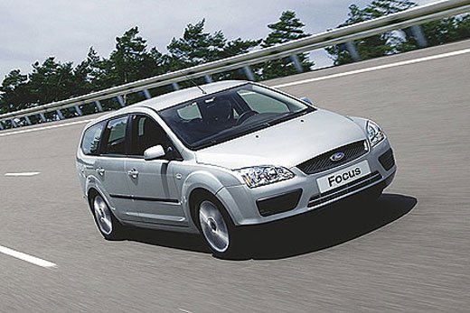 Csak jövőre jelenik meg a kombi