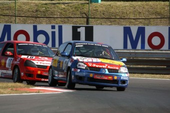 Clio-bajnokavatás a Hungaroringen