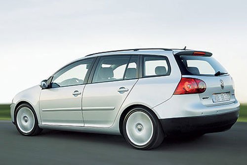 Mégis lesz Golf kombi