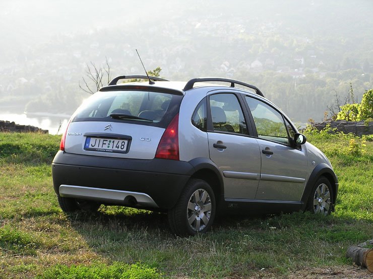 Teszt: Citroën C3 XTR 1.4-16V HDi – Rambo-girl 12