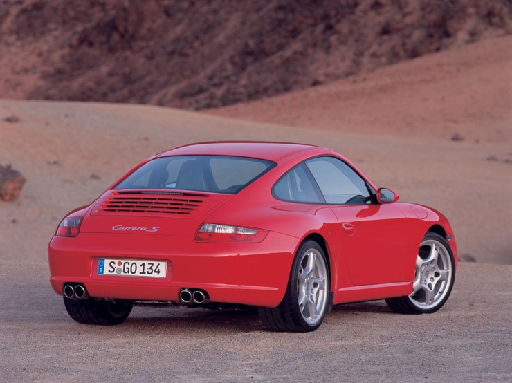 Csak Moszkván belül a Porsche 2-3 új márkakereskedés nyitására lát lehetőséget, a növekedés másik fő terepe Kína