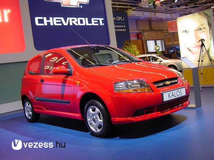 Világpremier a háromajtós Kalos