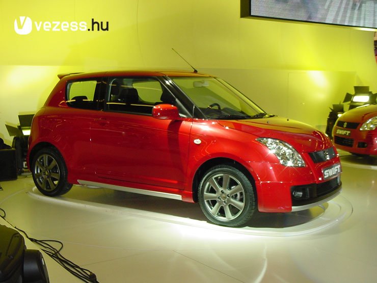 91 és 102 lóerős a két benzines, a dízel 70 lóerőt ad le