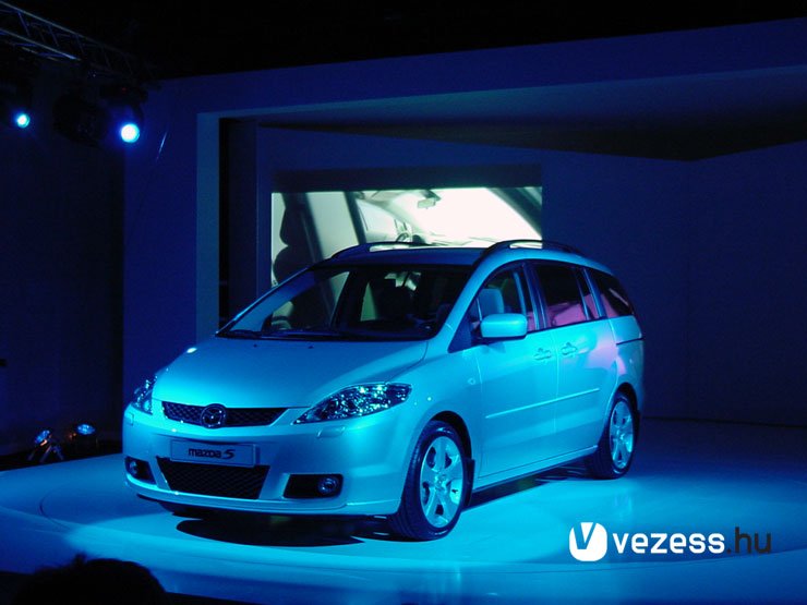 Mazda5 -Előpremier Párizsban 