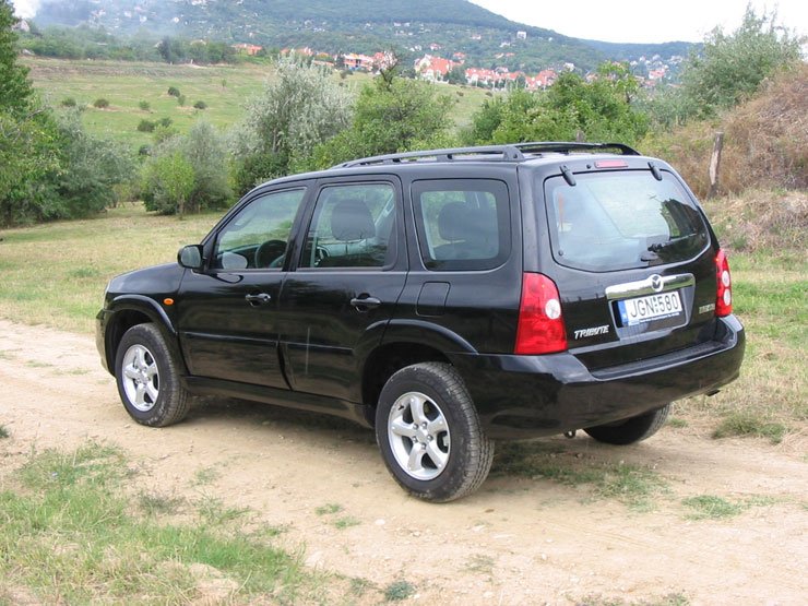 Teszt: Mazda Tribute 2.3i 16V 4x4TE – Betévedt Európába 28