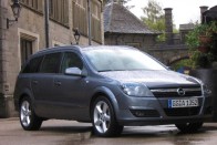 Vezettük: Opel Astra Caravan – Tökéletes csomaghordó 24