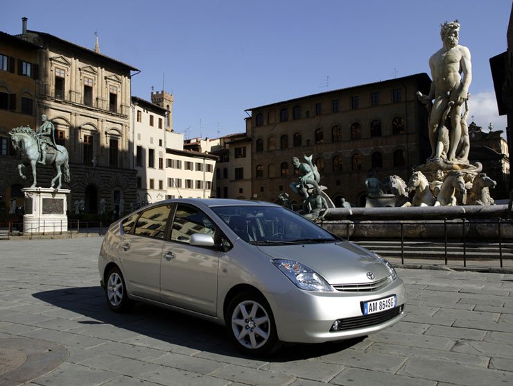 1997 óta 180 949 Prius készült a két generációból