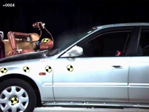 Gyalogosvédelmi rendszert fejleszt a Honda