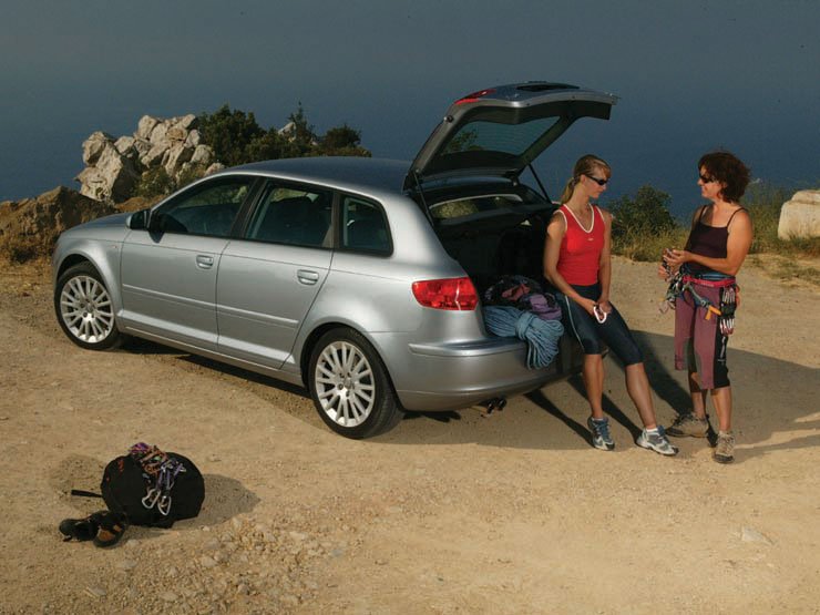 370 literes a Sportback csomagtratója