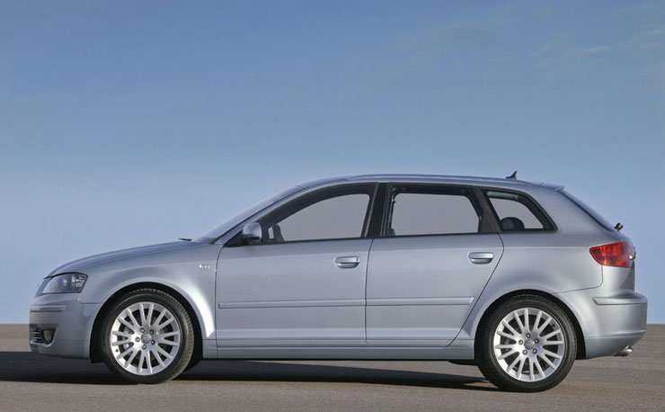 370 literes a Sportback csomagtratója