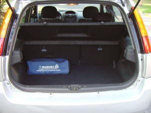 Teszt: Suzuki Ignis 1,25 DDiS GS - A mi zászlóshajónk