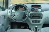 Teszt: Citroën C3 SX 1.4 HDi SensoDrive – Ritka párosítás 37