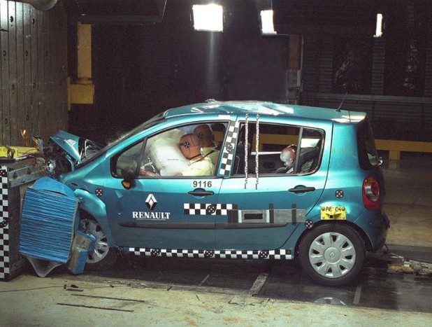 Ötcsillagos Renault Modus