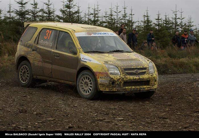 Baldacci magabiztosan vezet a JWRC-ben, az első helyről várhatja  a folytatást