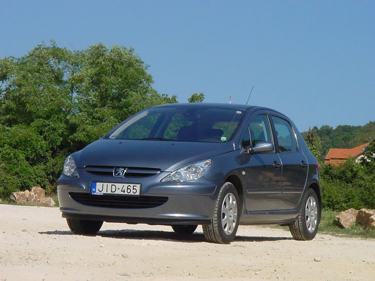 Teszt: Peugeot 307 1.6 HDi Presence – Mindjárt más 15