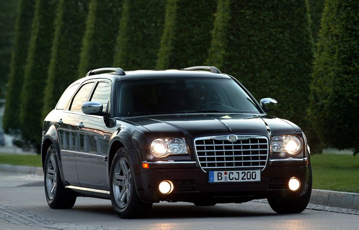 Az összes Észak-Amerikán kívüli piacra európai gyártású autókat szállít a Chrysler