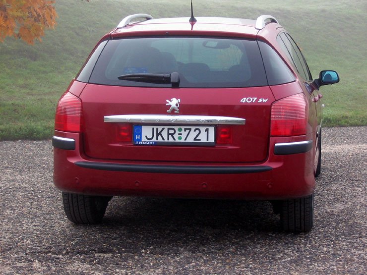 Peugeot 407 SW – Előtérben a szépség 17