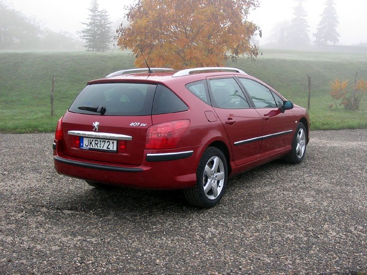 Peugeot 407 SW – Előtérben a szépség 22