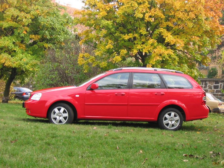 Teszt: Chevrolet Lacetti Wagon 1.8 Platinum – Értékelvű 17