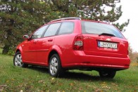 Teszt: Chevrolet Lacetti Wagon 1.8 Platinum – Értékelvű 63