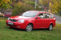 Teszt: Chevrolet Lacetti Wagon 1.8 Platinum – Értékelvű 64