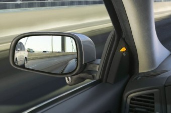 Vízlepergető üveg a Volvótól