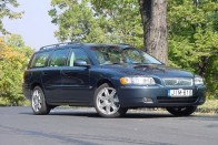 Teszt: Volvo V70 T5 Summum – Lehengerlő vonzerő 53