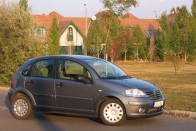 Teszt: Citroën C3 1.4-16V Sensodrive – Sportos anyukák figyelem! 12