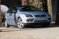 Vezettük: Ford Focus II – Minek ide forradalom? 86