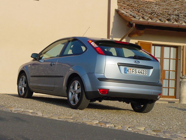 Vezettük: Ford Focus II – Minek ide forradalom? 28