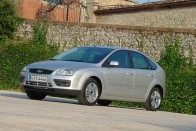 Vezettük: Ford Focus II – Minek ide forradalom? 98