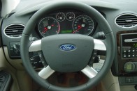 Vezettük: Ford Focus II – Minek ide forradalom? 113