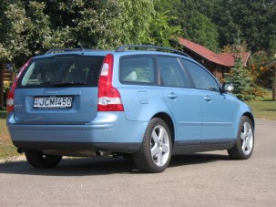 Teszt: Volvo V50 T5 Summun - Lopakodó