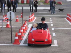 Autós suli gyerkőcöknek