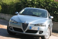 Vezettük: Alfa 147 – Finomított sportosság 32