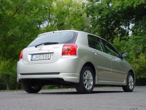 Teszt: Toyota Corolla 1.6 Sport - Egyszerűen jó