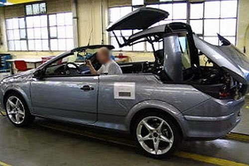 TriTop lesz az Astra Cabrio