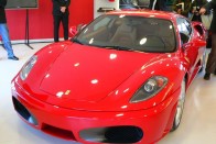 Megnyílt az első a Ferrari szalon 2 Megnyílt az első a Ferrari szalon