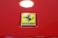 Megnyílt az első a Ferrari szalon 69
