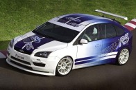 A Ford is indul a WTCC-ben