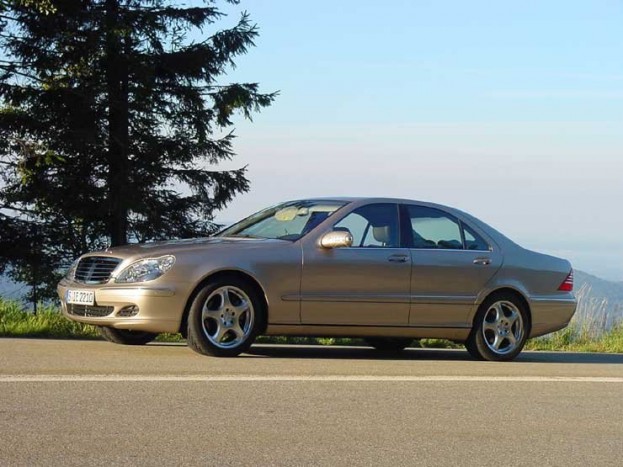 Az orosz maffiánál a Mercedes főnök autója?