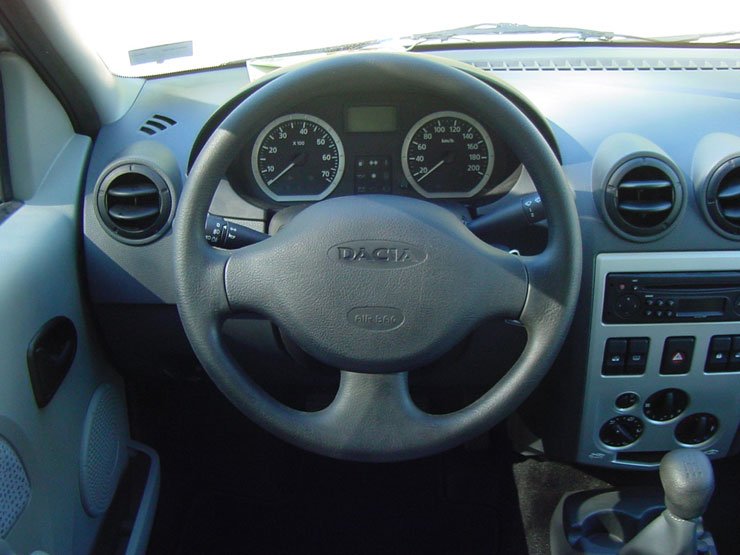 Dacia Logan szürkeimportból 30