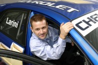 Larini a Chevrolet-nél folytatja 12 Larini csapattársa egy még meg nem nevezett ifjú titán és egy másik öreg róka, Alain Menu lesz