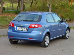 Teszt: Chevrolet Lacetti 1.4 - Ütőkártya