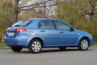 Teszt: Chevrolet Lacetti 1.4 – Ütőkártya 21