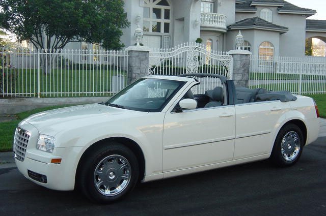 Cadillac kabriótól a Rolls-Royce pickupig 13