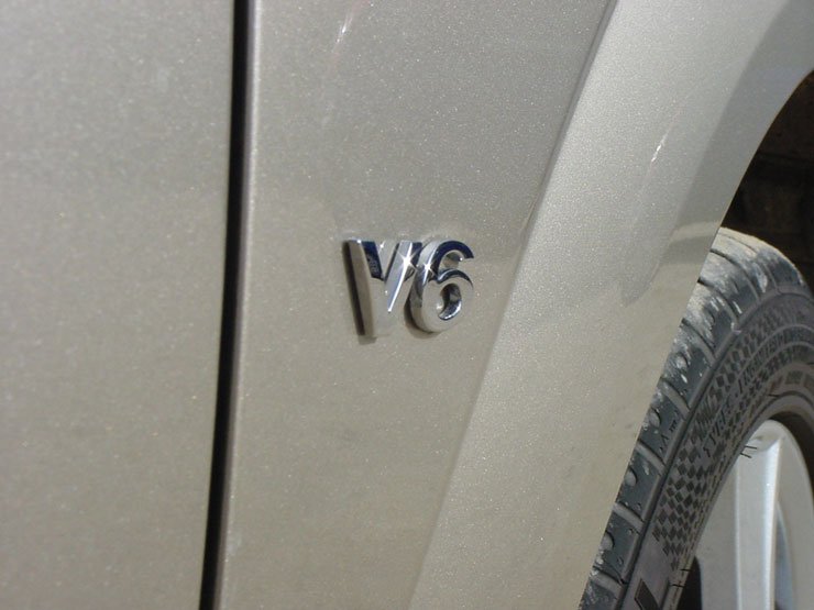 Teszt: Ford Mondeo 3.0 V6 Ghia – Túl a csúcson 10